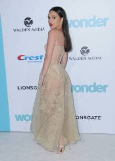 November 14, 2017 - Westwood, CA, U.S. - 14 November 2017 - Westwood, California - Bea MIller. Wonder Los Angeles Premiere held at The Regency Village Theater in Westwood. Photo Credit: AdMedia Westwood U.S. - ZUMAa123 20171114_zaa_a123_375 Copyright: xBirdiexThompsonx