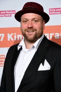Schauspieler Moritz A. Sachs kommt am 14.11.2017 in Köln zur Verleihung des 27. Kinoprogrammpreis NRW.