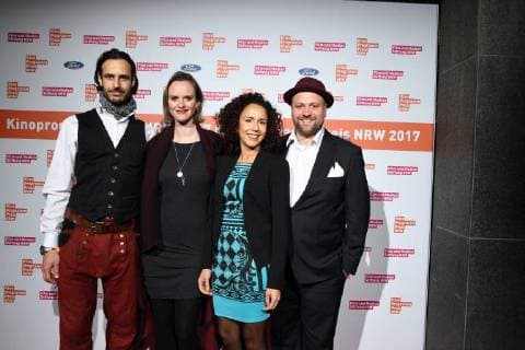 Schauspieler Valentin Schreyer, Cosima Viola, Dunja Dogmani und Moritz A. Sachs, l-r, kommt am 14.11.2017 in Köln zur Verleihung des 27. Kinoprogrammpreis NRW.