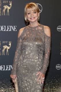 Uschi Glas bei der 69. Bambi-Verleihung 2017 im Theater am Potsdamer Platz. Berlin, 16.11.2017 *** Uschi Glass at the 69 Bambi award Ceremony 2017 in Theatre at Potsdam square Berlin 16 11 2017 Foto:xA.xBuggex xFuturexImage