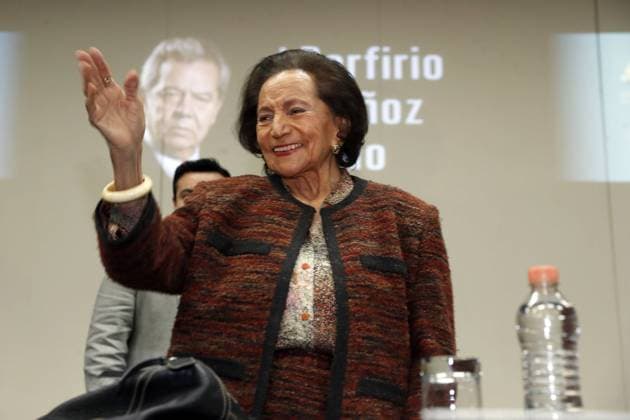 November 16 2017 EUM20171116POL01 JPG CIUDAD DE MEXICO TributeHomenaje Munoz Ledo Ifigenia Martinez en el homenaje a Porfirio Munoz Ledo en Ciudad Universitaria 16 de noviembre de 2017 Foto Agencia EL UNIVERSALLuis CortesMAVC  - ZUMAu78_ 20171116_zaf_u78_032 Copyright: xElxUniversalx