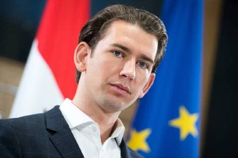 Wien 17.11.2017, Palais Epstein, Wien, AUT, Koalitionsverhandlungen von OeVP und FPOe anlaesslich der Nationalratswahl 2017, im Bild OeVP-Chef Sebastian Kurz Head of the Austrian Peoples Party (OeVP) Sebastian Kurz during coalition negotiations between the Austrian Peoples Party and Austrian Freedom Party due to general elections 2017 in Vienna, Austria on 2017 11 17, *** Vienna 17 11 2017 Palais Epstein Vienna AUT Coalition negotiations from OEVP and FPOE occasion the National Council election 2017 in Picture OEVP Boss Sebastian short Head of The Austrian Peoples Party OEVP Sebastian short during Coalition negotiations between The Austrian Peoples Party and Austrian Freedom Party Due to General Elections 2017 in Vienna Austria ON 2017 11 17  EP_gru 