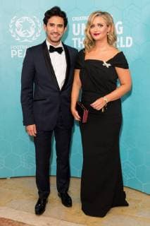 November 17, 2017 - London, London, UK - Kirk Newmann and Hayley McQueen attend the Football For Peace Inaugural Ball held at Guildhall. London UK  - ZUMAt138 20171117_zap_t138_014 Copyright: xRayxTangx