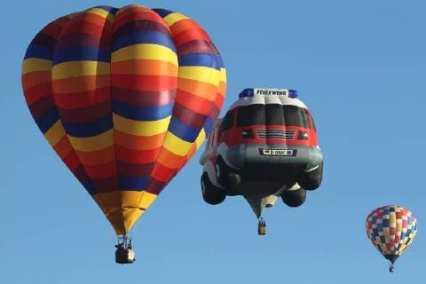 Dozens of hot air balloons take flight during the International Balloon Festival 2017 that takes place between November 17 and 20 in Leon, Guanajuato state, Mexico, 18 November 2017. International Balloon Festival 2017 !ACHTUNG: NUR REDAKTIONELLE NUTZUNG!  Copyright: xUlisesxRuizxBasurtox LEO002 20171118-636466311943868449