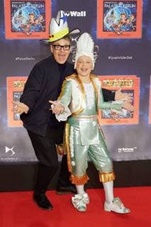 Rolf Scheider - Weltpremiere Deutschlands groesster Kindershow Spiel mit der Zeit im Friedrichstadt-Palast Berlin am 19.11.2017. Weltpremiere Spiel mit der Zeit
