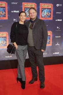Ulrike Frank mit Mann Marc Schubring - Weltpremiere Deutschlands groesster Kindershow Spiel mit der Zeit im Friedrichstadt-Palast Berlin am 19.11.2017. Weltpremiere Spiel mit der Zeit