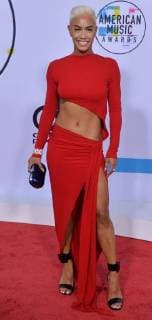 Bilder des Tages Sibley Scoles arrives for the annual American Music Awards held at Microsoft Theater in Los Angeles, on November 19, 2017.  LAP2017111924 JIMxRUYMEN