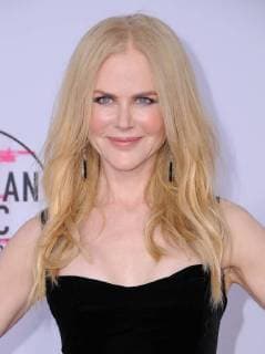 Bilder des Tages November 19, 2017 - Los Angeles, CA, U.S. - 19 November 2017 - Los Angeles, California - Nicole Kidman. 2017 American Music Awards held at Microsoft Theater in Los Angeles. Photo Credit: AdMedia Los Angeles U.S. - ZUMAa123 20171119_zaa_a123_018 Copyright: xBirdiexThompsonx