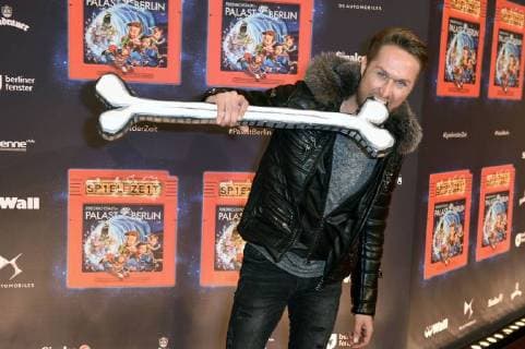 Bilder des Tages Nico Schwanz bei der Premiere der Kindershow Spiel mit der Zeit im Friedrichstadt-Palast. Berlin, 19.11.2017