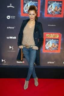 Yasmina Filali bei der Premiere der Kindershow Spiel mit der Zeit im Friedrichstadt-Palast. Berlin, 19.11.2017