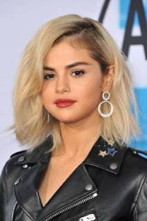 Selena Gomez bei der Ankunft zu den American Music Awards am 19.11.2017 in Los Angeles 2017 American Music Awards in Los Angeles