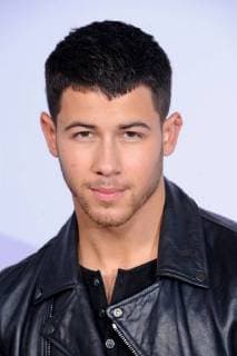 Nick Jonas bei der Ankunft zu den American Music Awards am 19.11.2017 in Los Angeles 2017 American Music Awards in Los Angeles