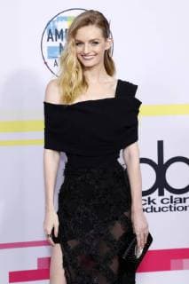 Lydia Hearst bei der Verleihung der 44. American Music Awards im Microsoft Theatre. Los Angeles, 19.11.2017