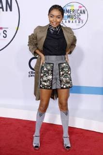 Yara Shahidi bei der Verleihung der 44. American Music Awards im Microsoft Theatre. Los Angeles, 19.11.2017
