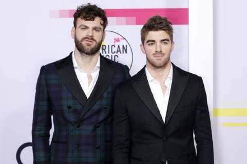 Alex Pall und Andrew Taggart (The Chainsmokers) bei der Verleihung der 44. American Music Awards im Microsoft Theatre. Los Angeles, 19.11.2017