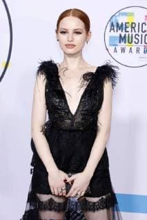 Madelaine Petsch bei der Verleihung der 44. American Music Awards im Microsoft Theatre. Los Angeles, 19.11.2017