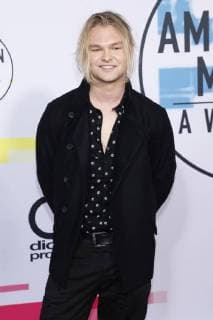 Nick Dean bei der Verleihung der 44. American Music Awards im Microsoft Theatre. Los Angeles, 19.11.2017