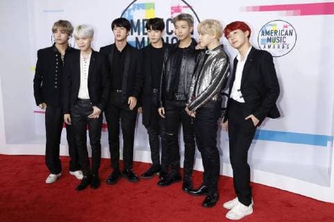 BTS Bangtan Boys bei der Verleihung der 44. American Music Awards im Microsoft Theatre. Los Angeles, 19.11.2017