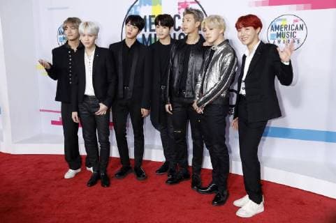 BTS Bangtan Boys bei der Verleihung der 44. American Music Awards im Microsoft Theatre. Los Angeles, 19.11.2017