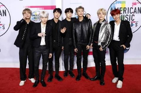 BTS Bangtan Boys bei der Verleihung der 44. American Music Awards im Microsoft Theatre. Los Angeles, 19.11.2017