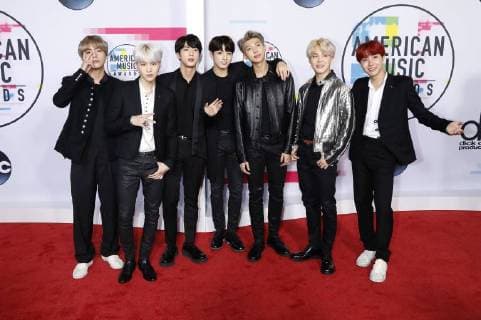 BTS Bangtan Boys bei der Verleihung der 44. American Music Awards im Microsoft Theatre. Los Angeles, 19.11.2017