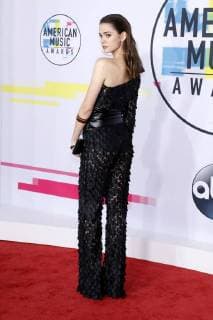 Maia Mitchell bei der Verleihung der 44. American Music Awards im Microsoft Theatre. Los Angeles, 19.11.2017