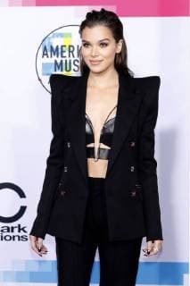 Hailee Steinfeld bei der Verleihung der 44. American Music Awards im Microsoft Theatre. Los Angeles, 19.11.2017