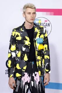 Machine Gun Kelly bei der Verleihung der 44. American Music Awards im Microsoft Theatre. Los Angeles, 19.11.2017