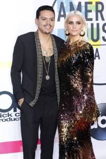 Evan Ross mit Gattin Ashlee Simpson bei der Verleihung der 44. American Music Awards im Microsoft Theatre. Los Angeles, 19.11.2017