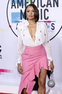 Kat Graham bei der Verleihung der 44. American Music Awards im Microsoft Theatre. Los Angeles, 19.11.2017