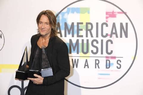 Keith Urban bei der Verleihung der 44. American Music Awards im Microsoft Theatre. Los Angeles, 19.11.2017