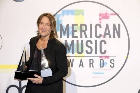 Keith Urban bei der Verleihung der 44. American Music Awards im Microsoft Theatre. Los Angeles, 19.11.2017