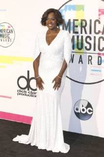 Viola Davis bei der Verleihung der 44. American Music Awards im Microsoft Theatre. Los Angeles, 19.11.2017