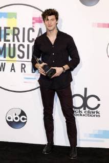 Shawn Mendes bei der Verleihung der 44. American Music Awards im Microsoft Theatre. Los Angeles, 19.11.2017