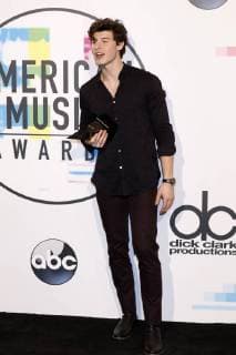 Shawn Mendes bei der Verleihung der 44. American Music Awards im Microsoft Theatre. Los Angeles, 19.11.2017