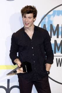 Shawn Mendes bei der Verleihung der 44. American Music Awards im Microsoft Theatre. Los Angeles, 19.11.2017