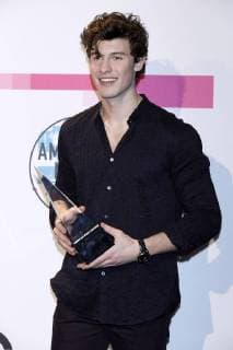Shawn Mendes bei der Verleihung der 44. American Music Awards im Microsoft Theatre. Los Angeles, 19.11.2017