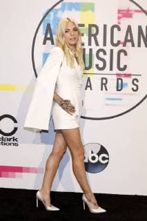 Skylar Grey bei der Verleihung der 44. American Music Awards im Microsoft Theatre. Los Angeles, 19.11.2017
