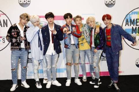 BTS Bangtan Boys bei der Verleihung der 44. American Music Awards im Microsoft Theatre. Los Angeles, 19.11.2017