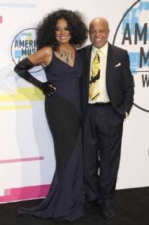 Diana Ross und Berry Gordy bei der Verleihung der 44. American Music Awards im Microsoft Theatre. Los Angeles, 19.11.2017