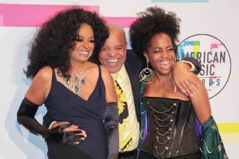 Diana Ross und Berry Gordy mit ihrer gemeinsamen Tochter Rhonda Ross Kendrick bei den American Music Awards am 19.11.2017 in Los Angeles 2017 American Music Awards in Los Angeles - Pressroom Preistraeger