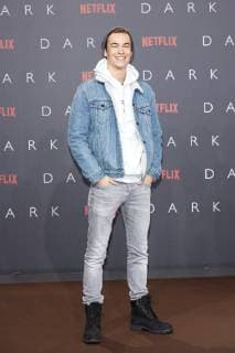Louis Held - Europapremiere der ersten deutschen Netflix Original Serie DARK im Zoopalast in Berlin am 20.11.207. Europapremiere DARK