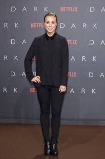 Sina Tkotsch - Europapremiere der ersten deutschen Netflix Original Serie DARK im Zoopalast in Berlin am 20.11.207. Europapremiere DARK
