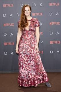 Deborah Kaufmann - Europapremiere der ersten deutschen Netflix Original Serie DARK im Zoopalast in Berlin am 20.11.207. Europapremiere DARK