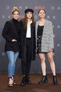 Merle Collet, Luise Befort und Svenja Jung - Europapremiere der ersten deutschen Netflix Original Serie DARK im Zoopalast in Berlin am 20.11.207. Europapremiere DARK