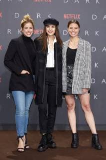 Merle Collet, Luise Befort und Svenja Jung - Europapremiere der ersten deutschen Netflix Original Serie DARK im Zoopalast in Berlin am 20.11.207. Europapremiere DARK