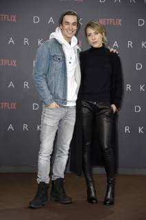 Louis Held und Marisa Leonie Bach bei der Premiere der Netflix Serie Dark im Kino im Zoo-Palast. Berlin, 20.11.2017
