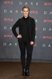 Sina Tkotsch bei der Premiere der Netflix Serie Dark im Kino im Zoo-Palast. Berlin, 20.11.2017