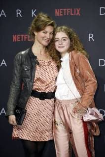 Cordelia Wege und Lydia Maria Makrides bei der Premiere der Netflix Serie Dark im Kino im Zoo-Palast. Berlin, 20.11.2017