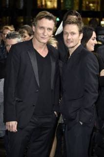 Oliver Masucci und Andreas Pietschmann bei der Premiere der Netflix Serie Dark im Kino im Zoo-Palast. Berlin, 20.11.2017